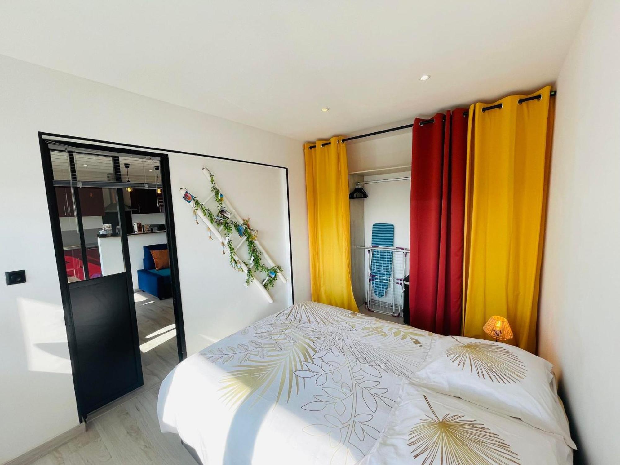 La Brise Marine Apartment Кале Екстериор снимка