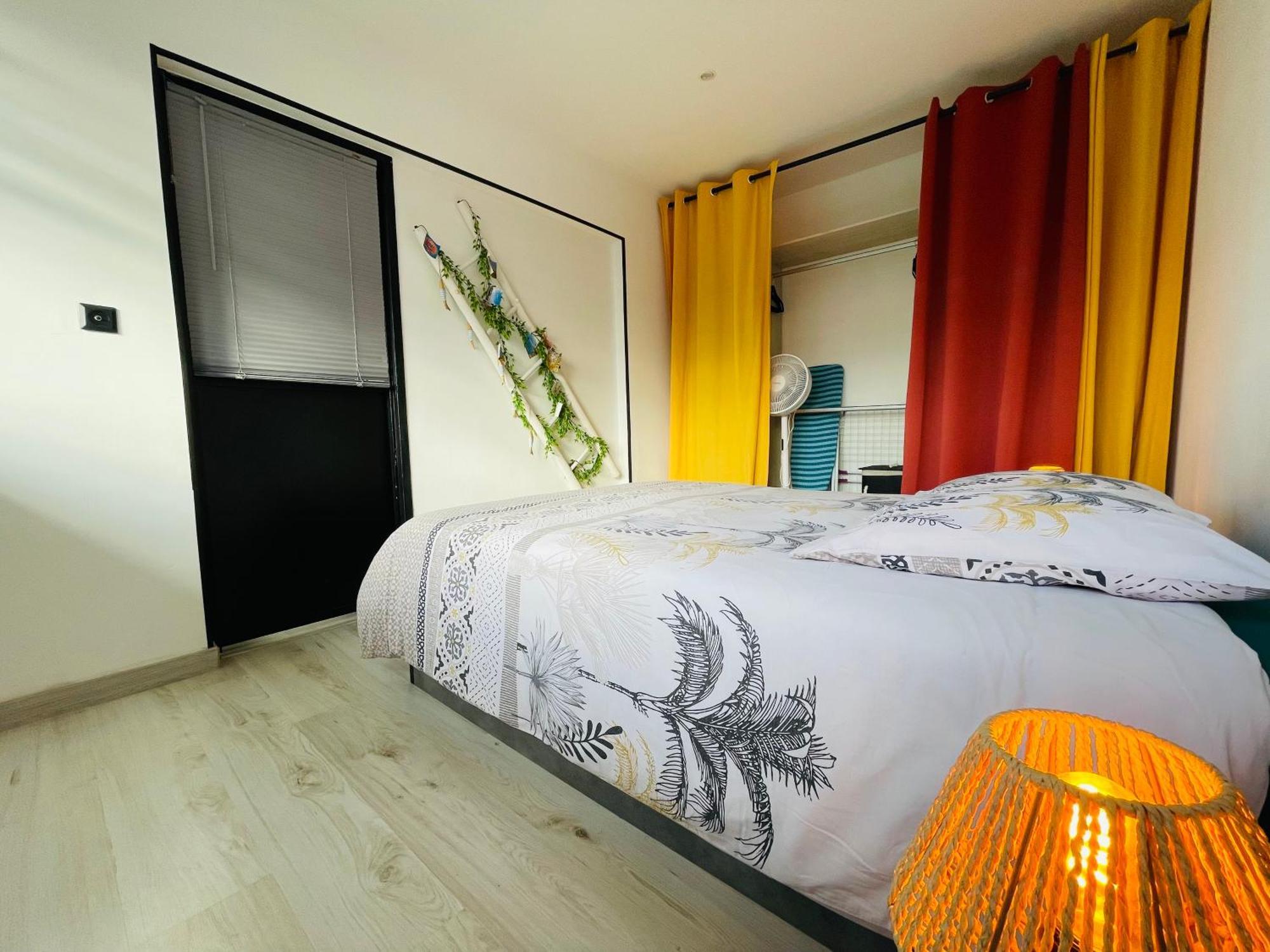 La Brise Marine Apartment Кале Екстериор снимка